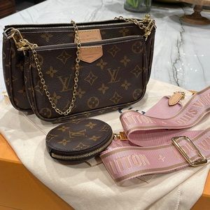 Louis Vuitton Multi Pochette Accessories